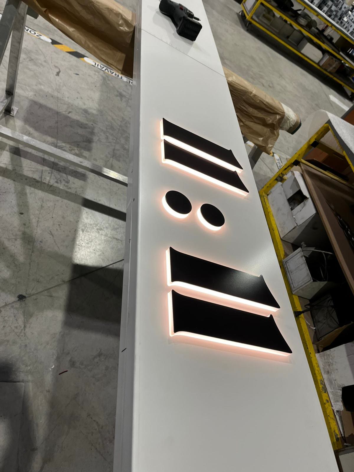 Veneers & panels