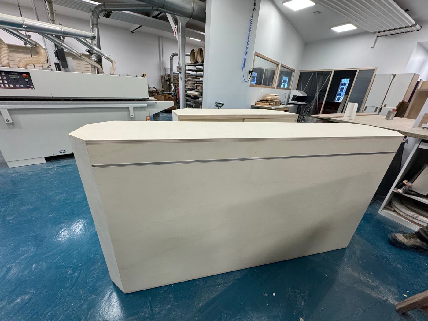 Tables & worktops