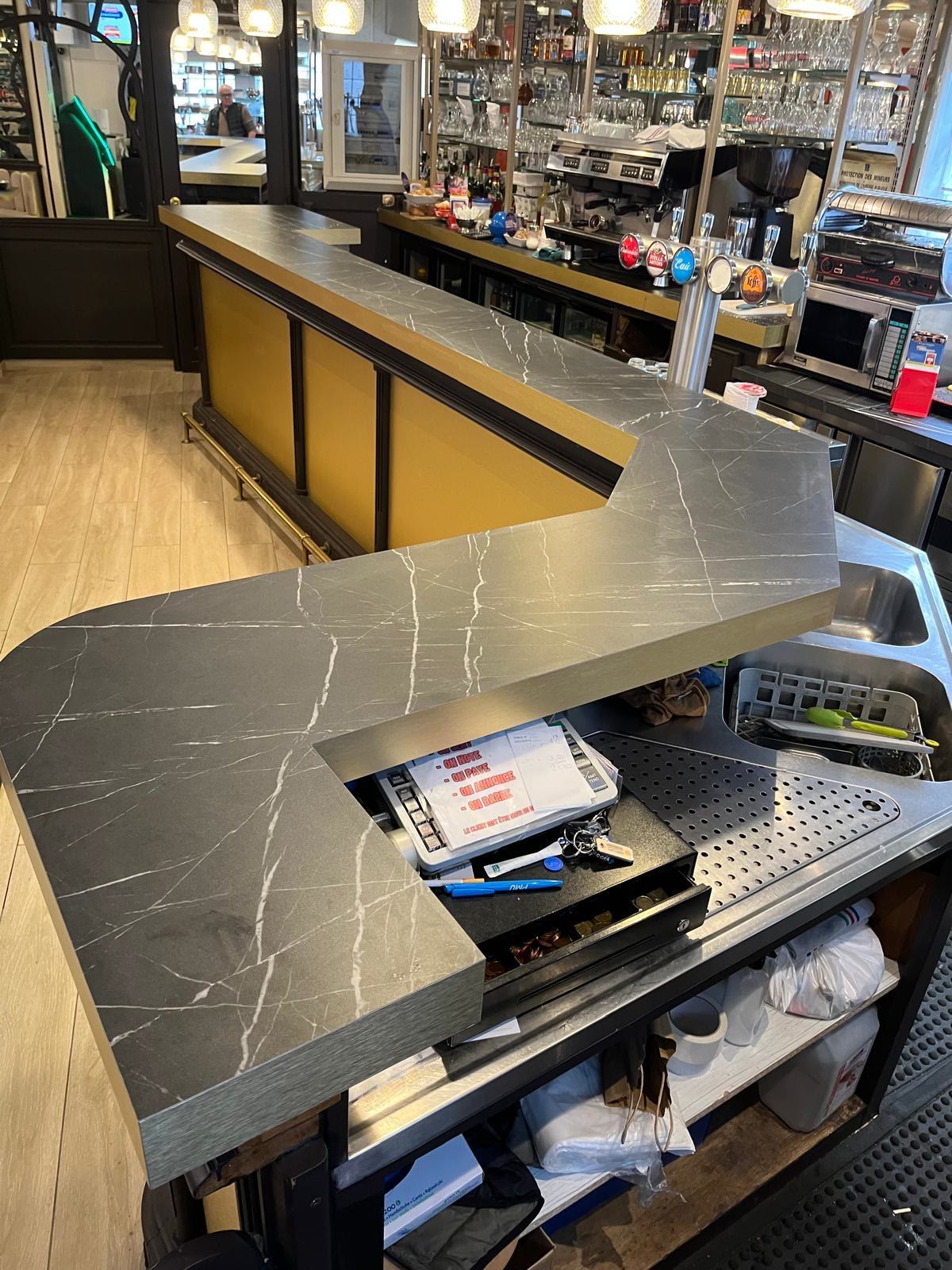 Counters & reception desks